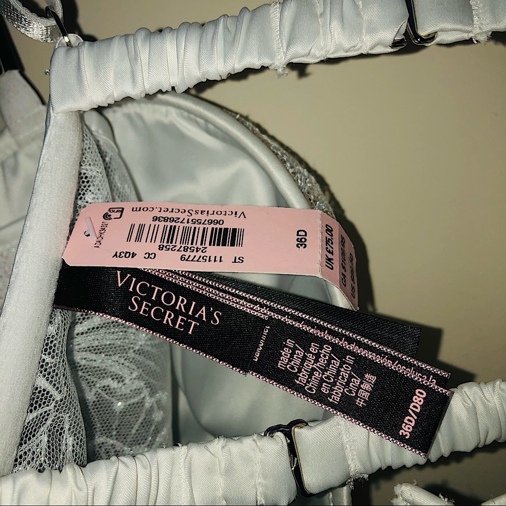 Victoria’s Secret White Laced Bra